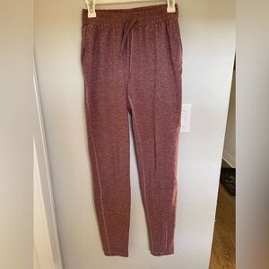 mid-rise, flattering sweatpants made in very light fabric with pockets